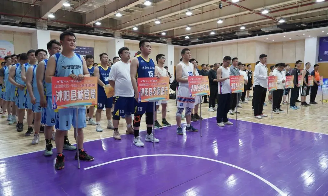 如何在篮球训练中获得更多的支持和帮助_1